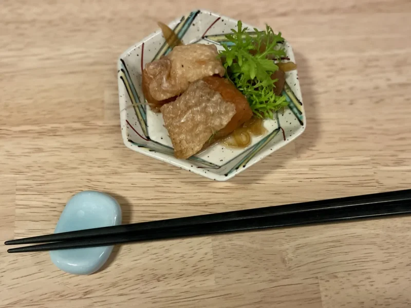 Gegrilde zalmbuik