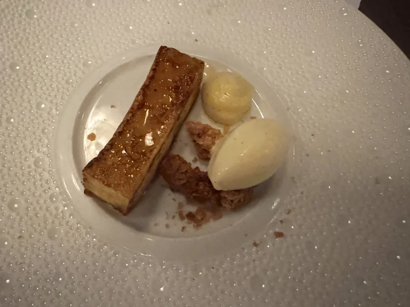 Wentelteefje met vanille en amandelen