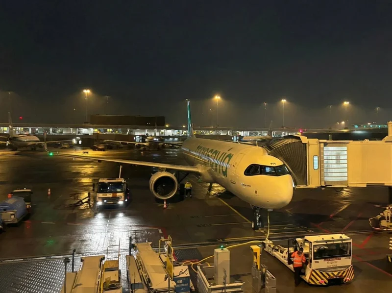 Transavia Airbus A321 op Schiphol